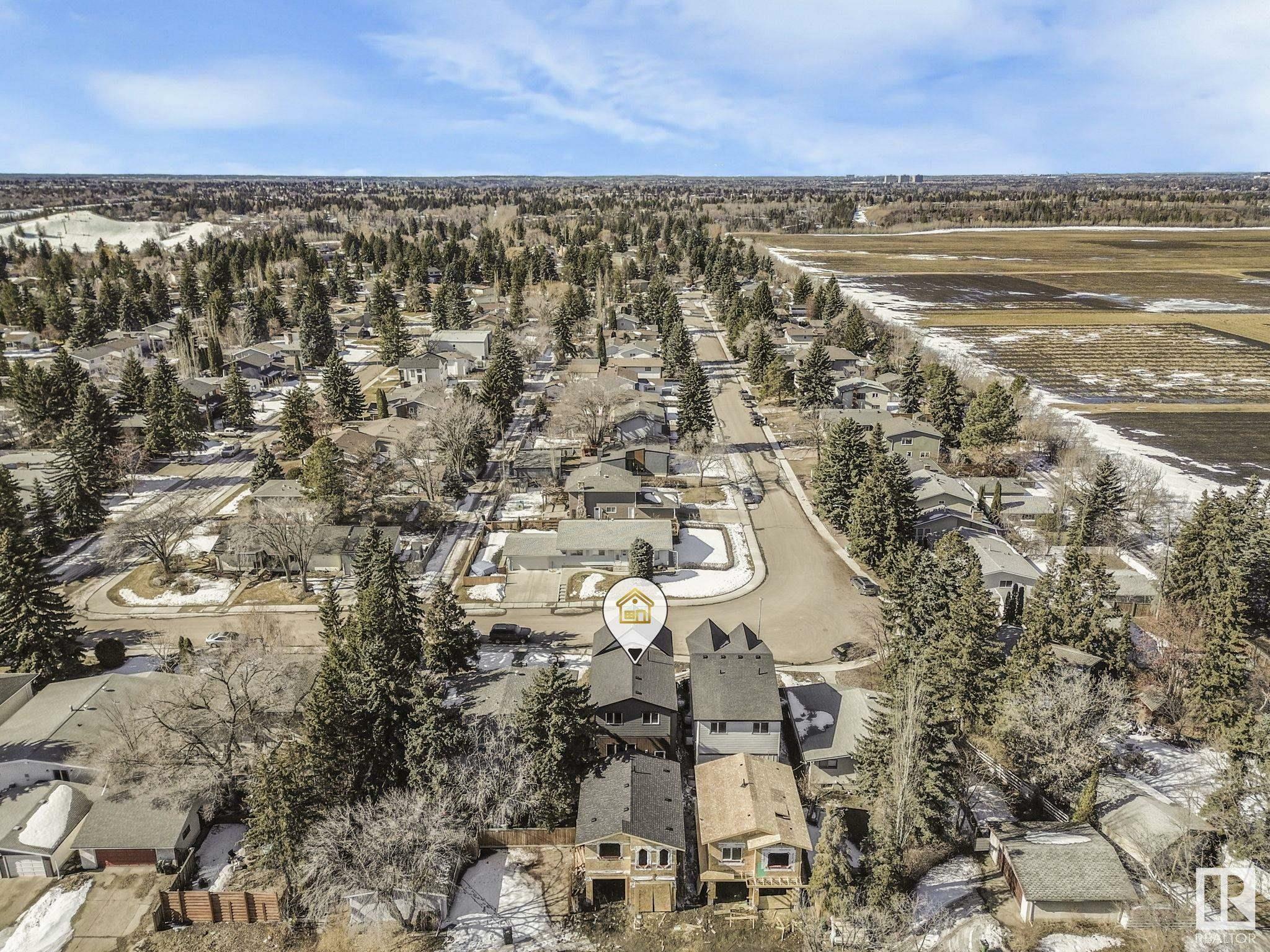 Property Photo: 5139 123 Street NW AB T6H 3S9