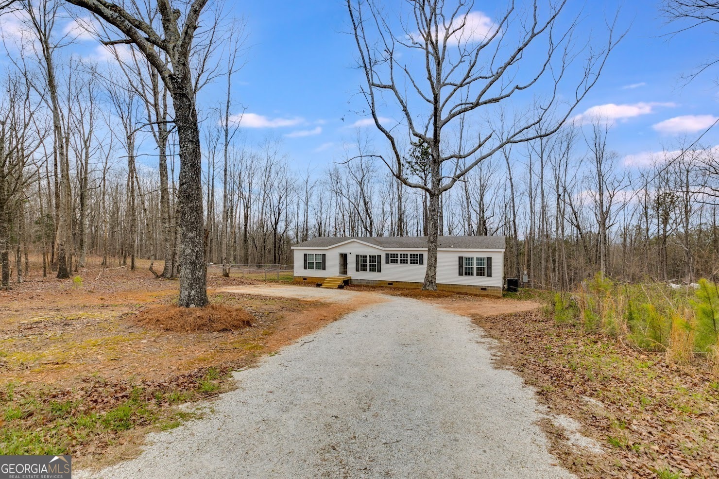 Property Photo: 1301 County Road 71 AL 36280