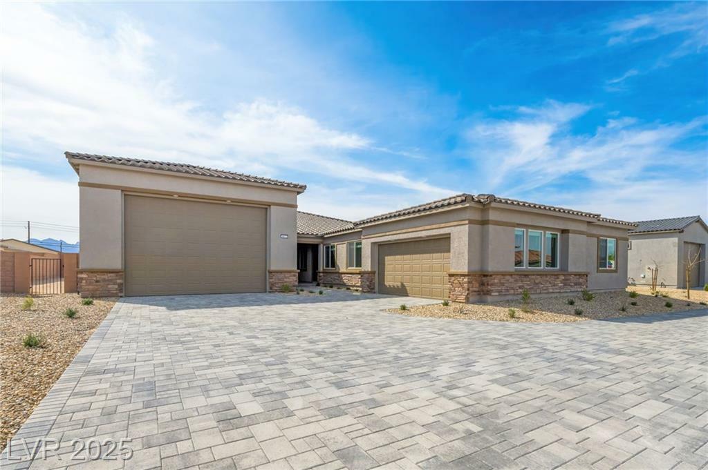 Property Photo: