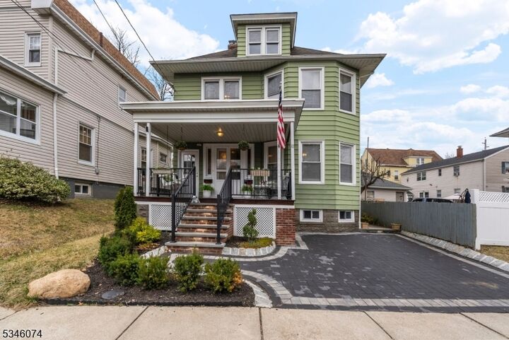 10 Wagaraw Blvd  Prospect Park Boro NJ 07508 photo