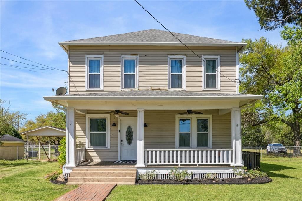 Property Photo:  717 Silliman Street  TX 77474 