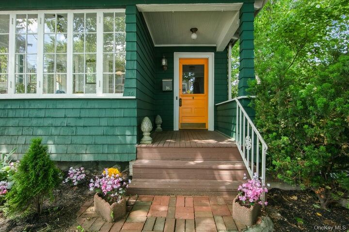 Property Photo:  36 4th Avenue  NY 10960 