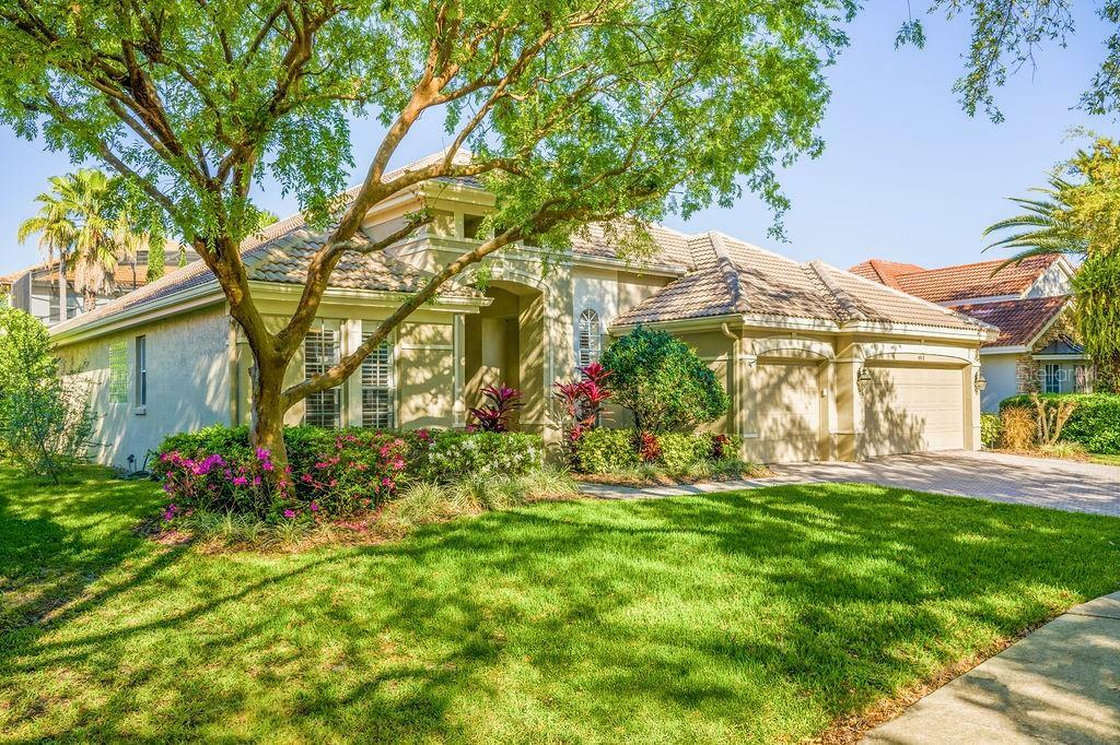 Property Photo: 8912 Heritage Bay Circle FL 32836
