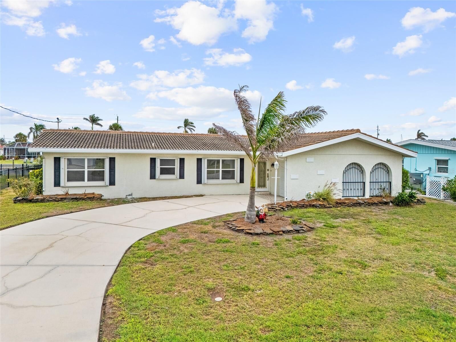 Property Photo: 1756 Boca Raton Court FL 33950