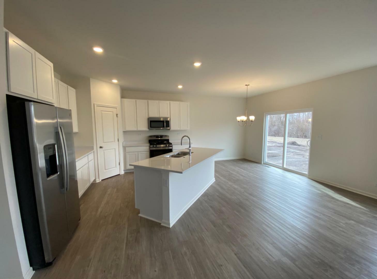 Property Photo: 32004 Savannah Drive IL 60051