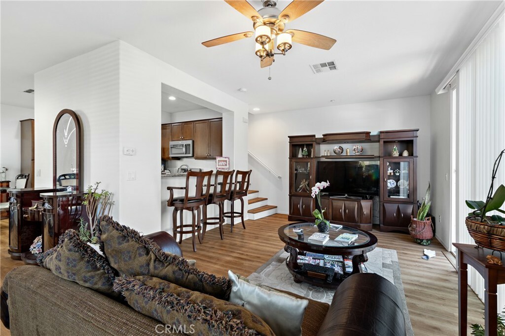Property Photo: 27571 Darrington Avenue 2 CA 92562