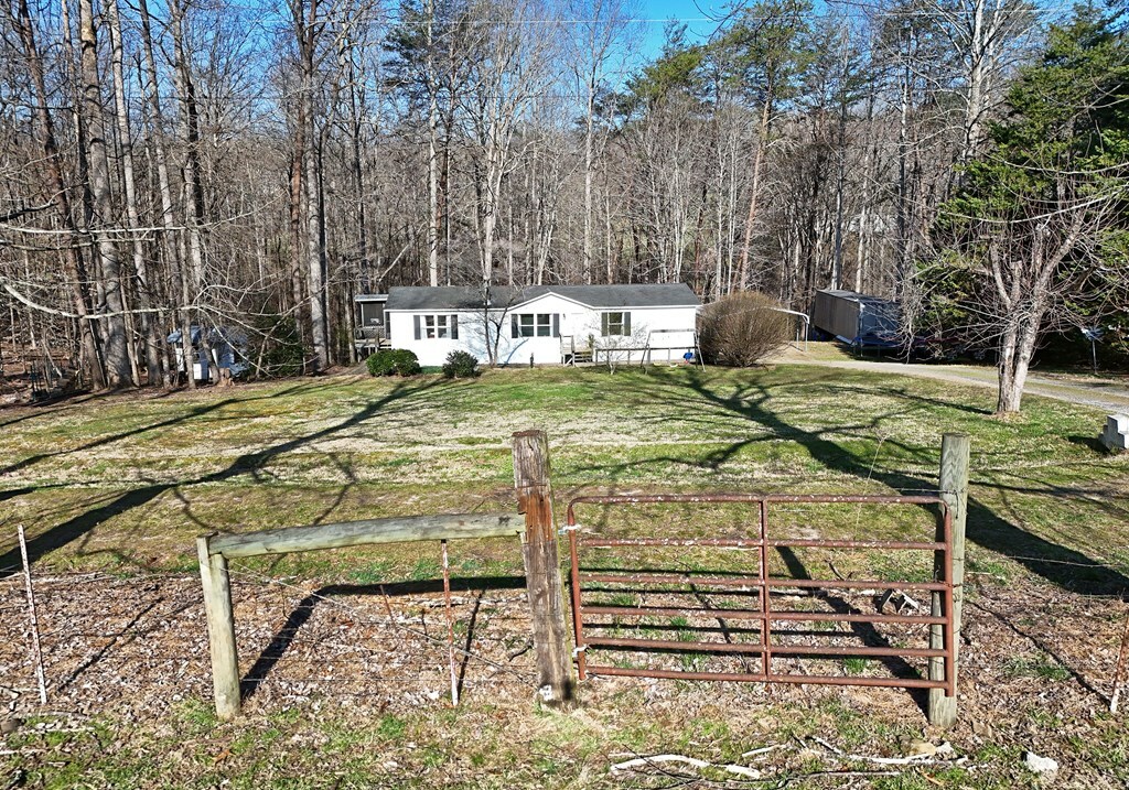 Property Photo: 1020 Soshayma Lane GA 30582