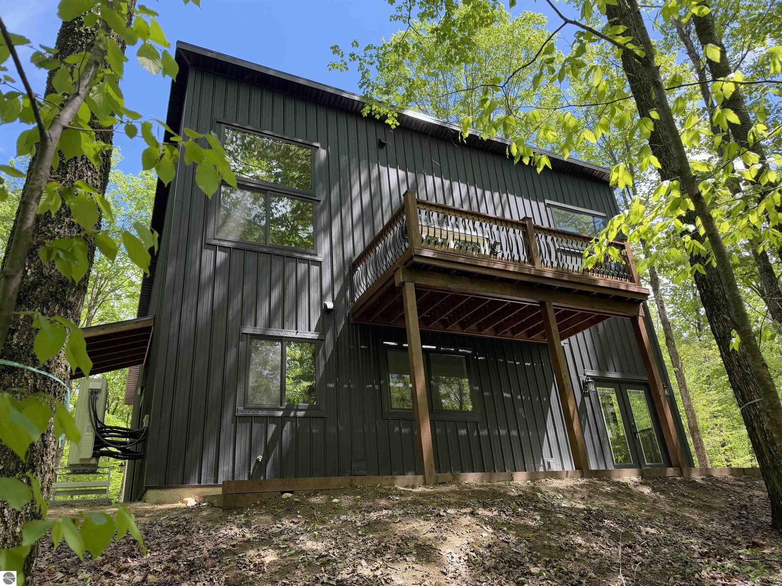 Property Photo:  1428 Mountain View Court  MI 49615 