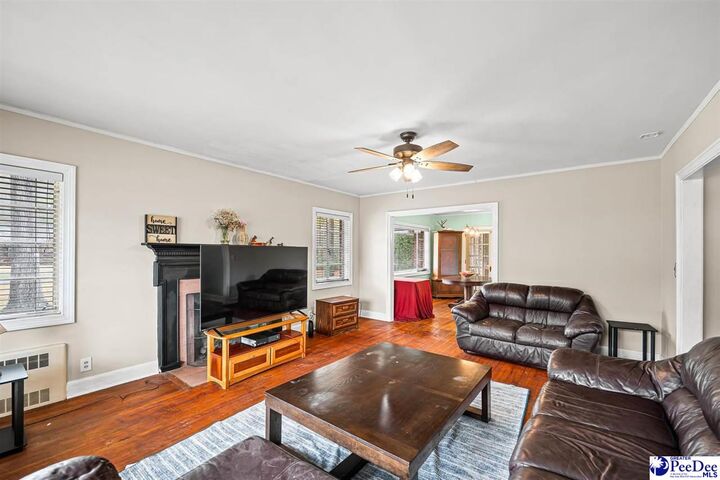 Property Photo:  600 Greenway Dr  SC 29501 