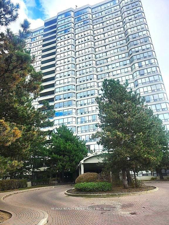 24 Hanover Road 309  Brampton ON L6S 5K8 photo