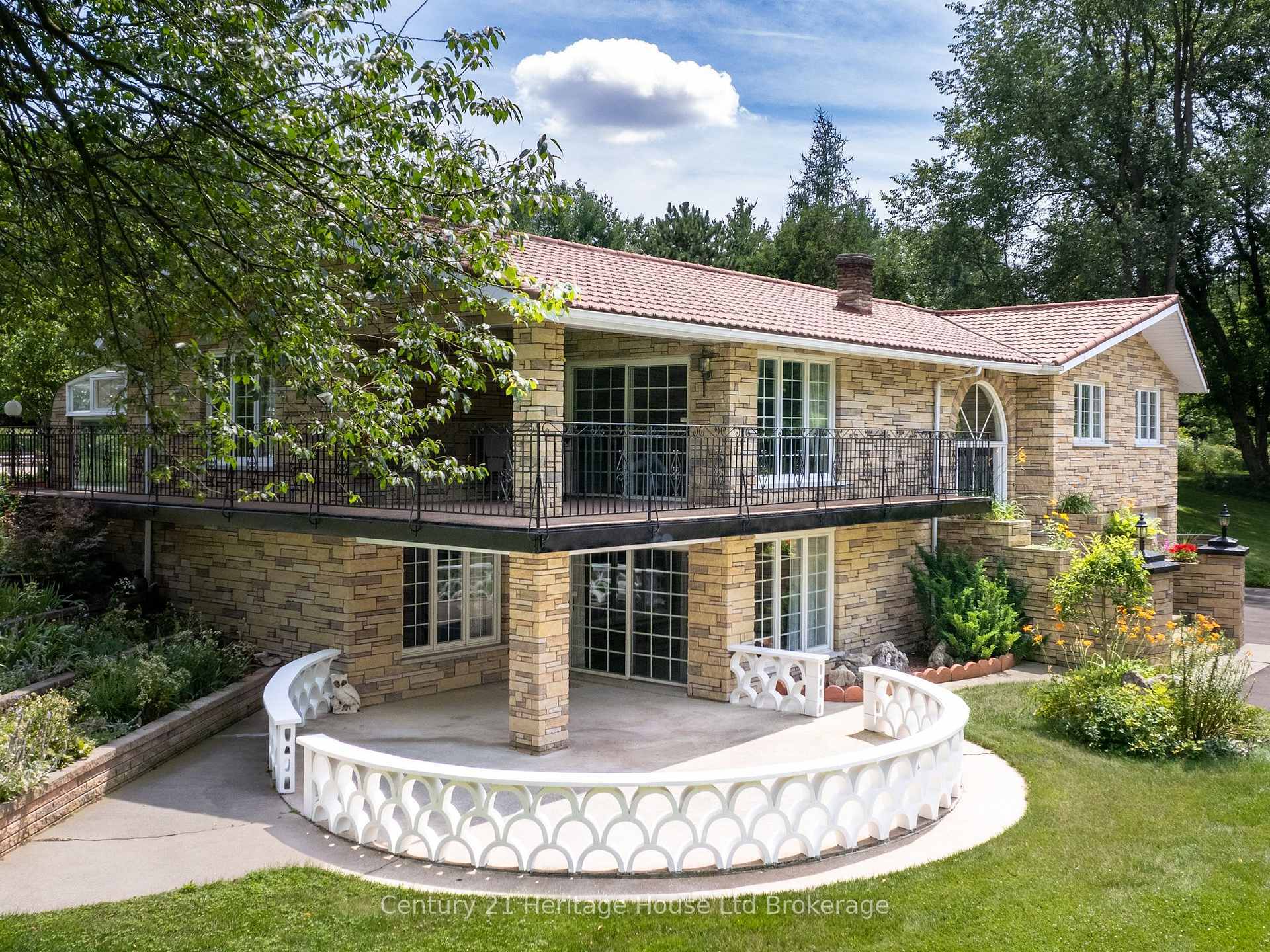 Property Photo: 266132 Maple Dell Road ON N0J 1P0
