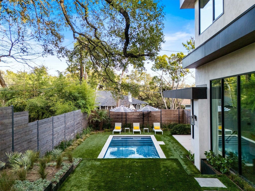 Property Photo: 1411 Travis Heights Boulevard TX 78704
