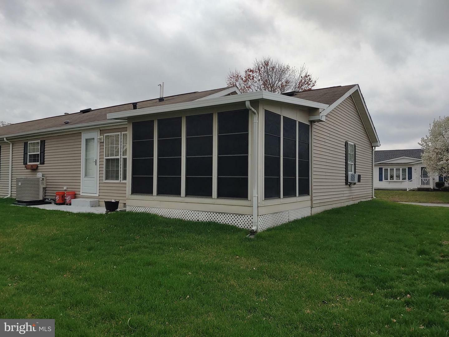 Property Photo: 408 Moore Place 408 DE 19901