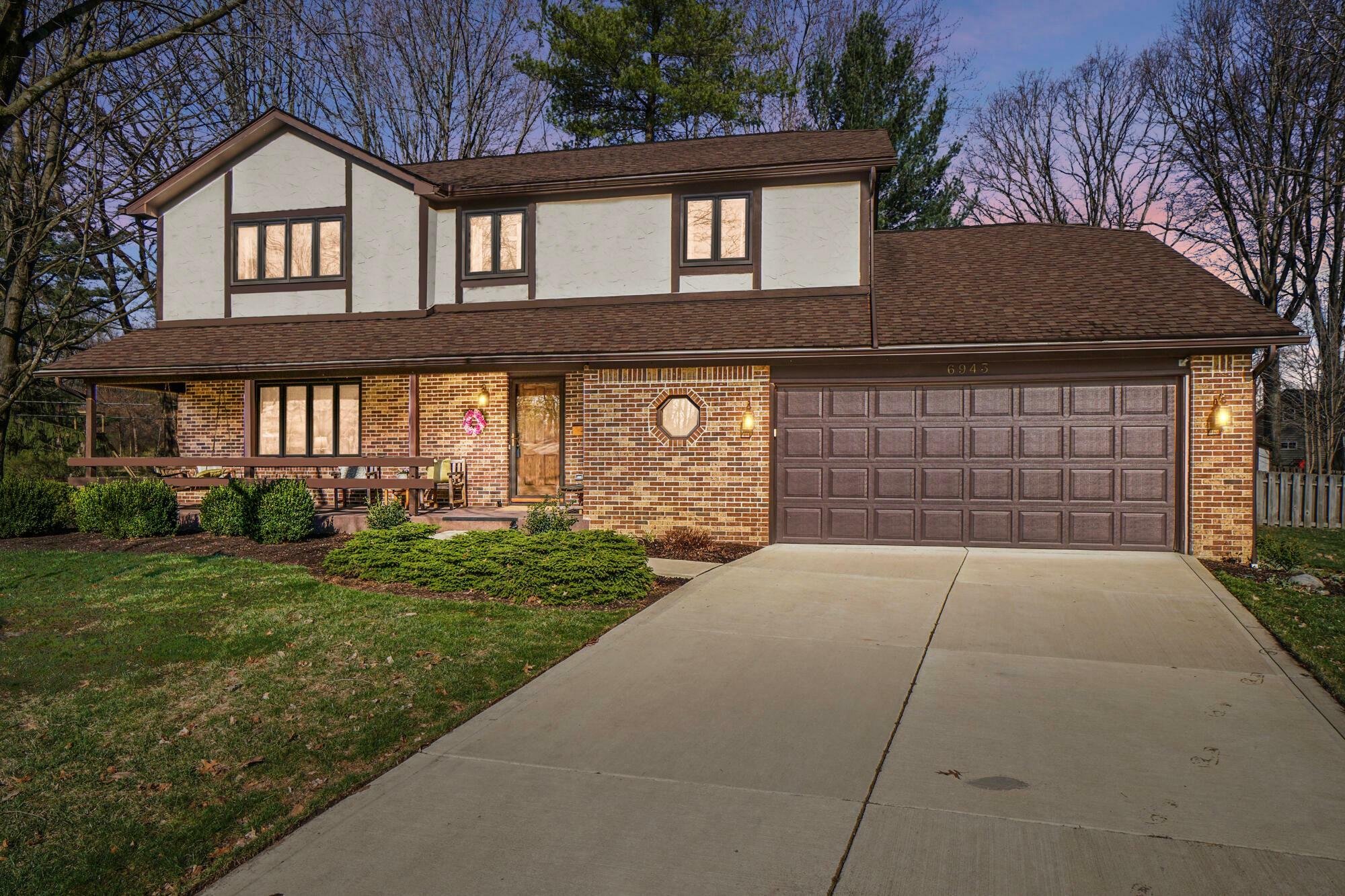 Property Photo: 6943 Betsey Place OH 43085