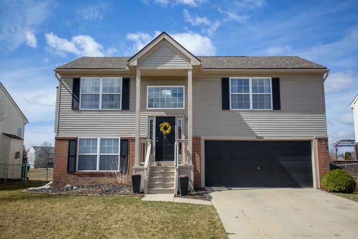 7186 Royal Troon Drive  Ypsilanti MI 48197 photo