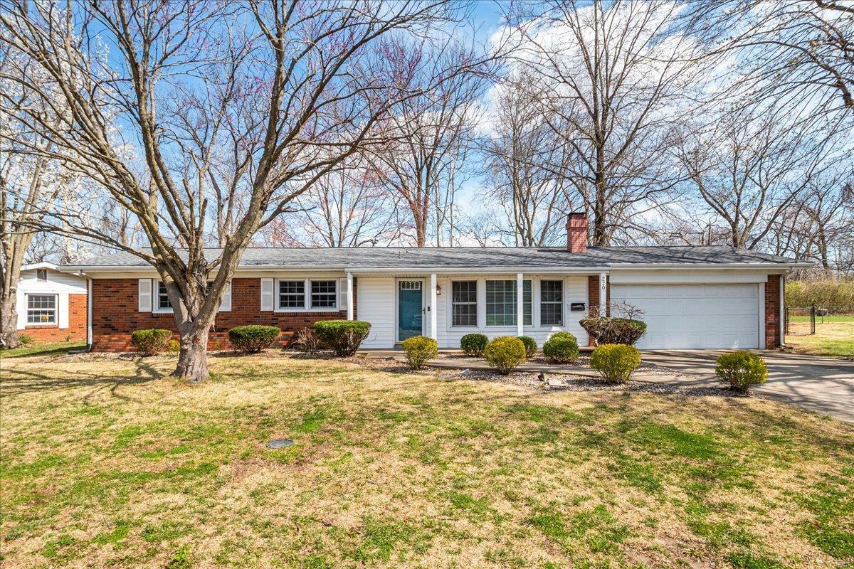 Property Photo: 220 Sheffield Drive IL 62223