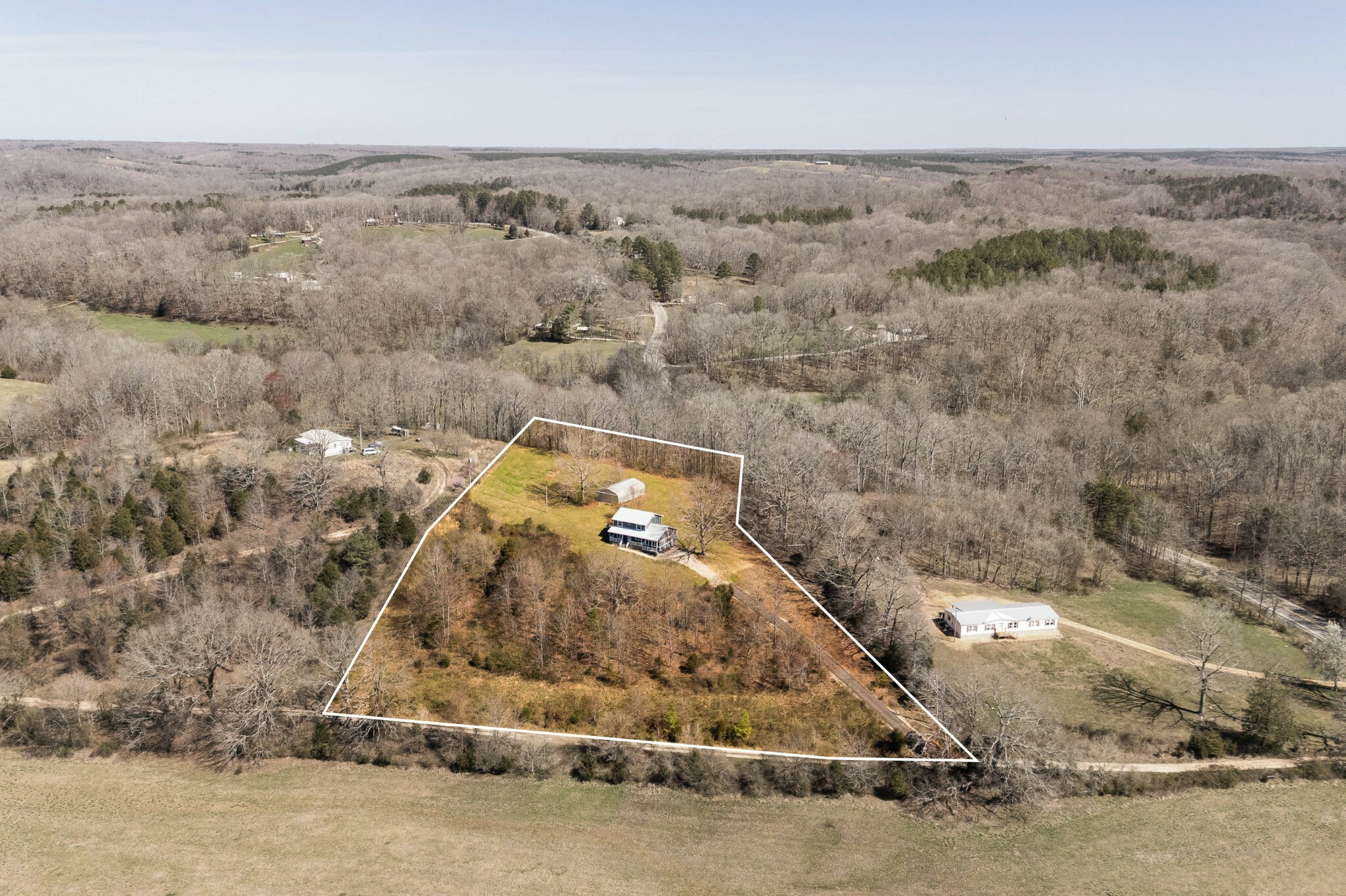 Property Photo: 136 Limo View Ln TN 38462