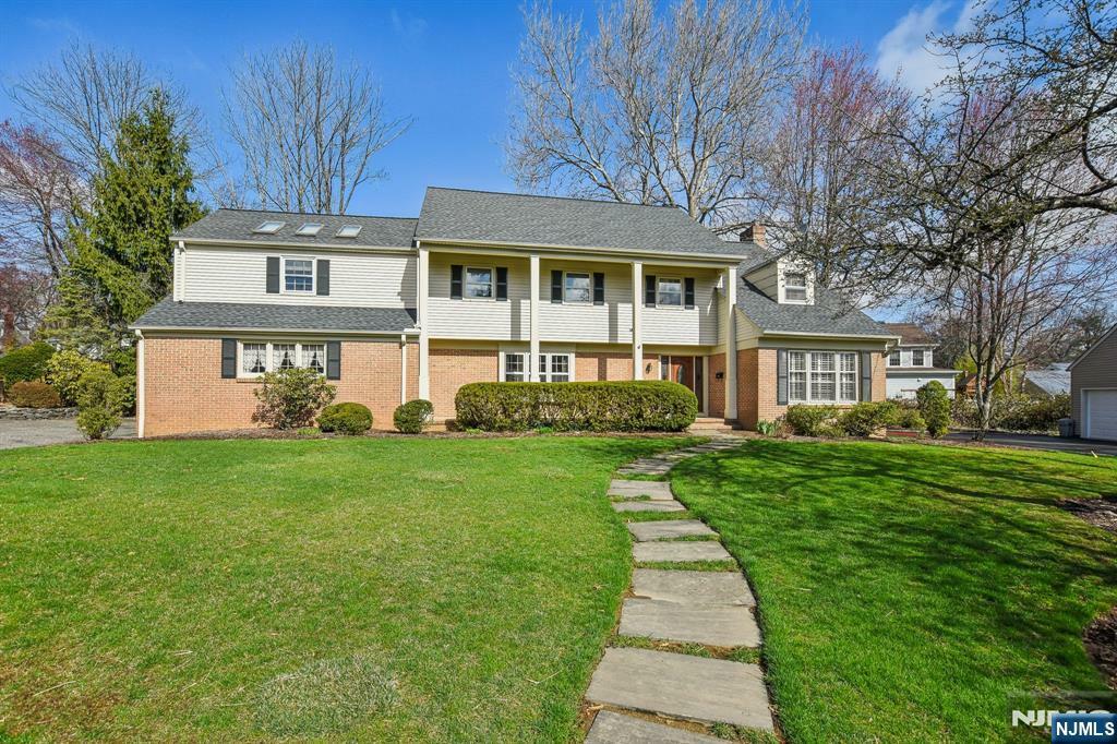 11 Linda Lane  Summit NJ 07901 photo