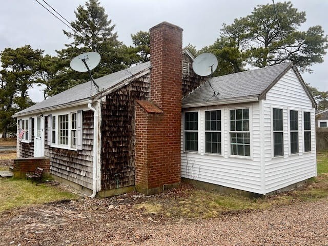 Property Photo:  6 Elliot Drive  MA 02671 