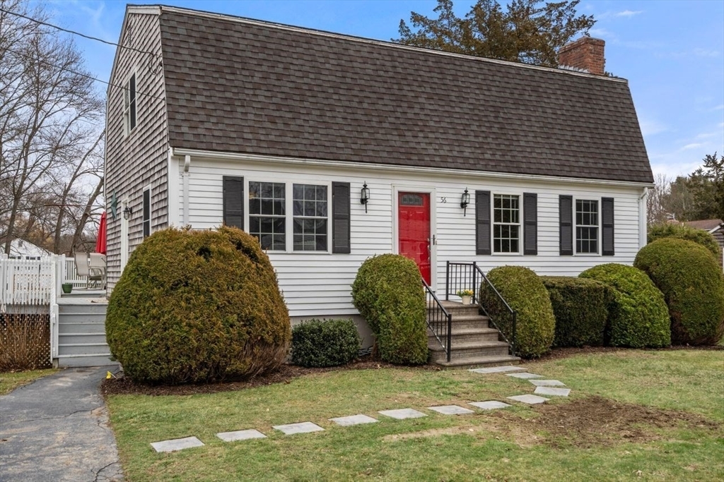 56 Evergreen Dr  Swansea MA 02777 photo