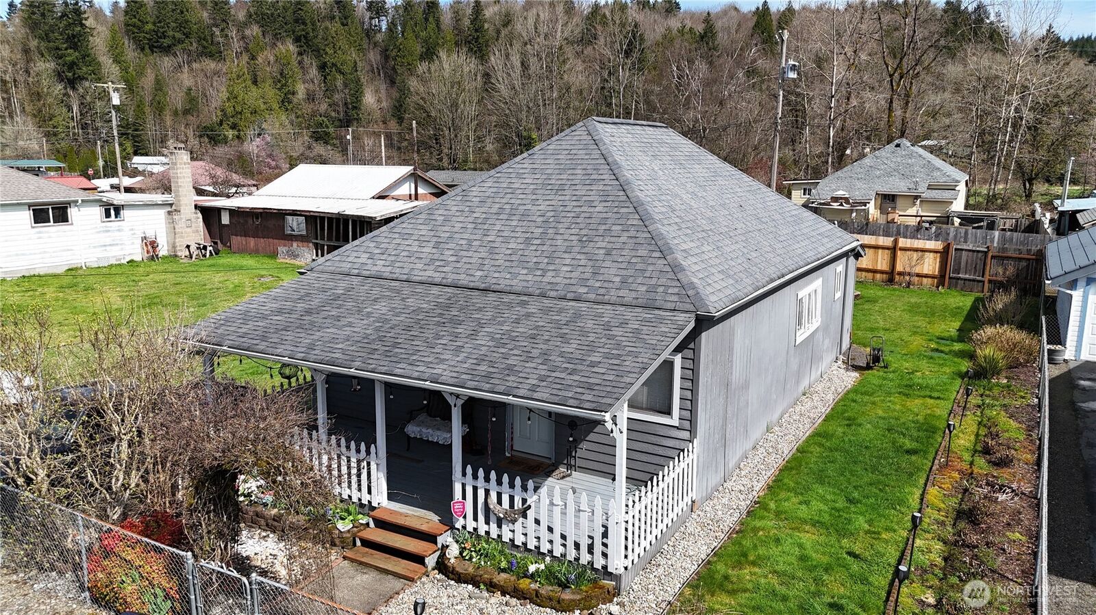 Property Photo:  21  Cummings Avenue  WA 98541 