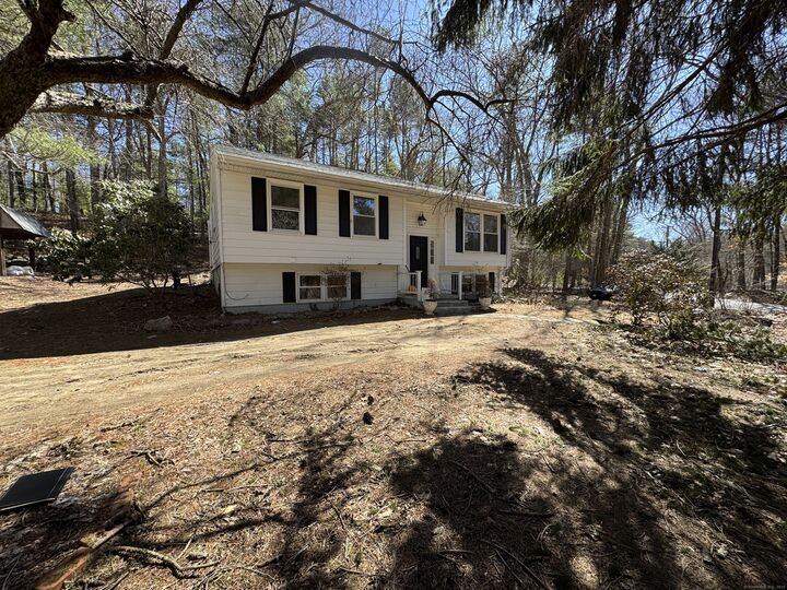 144 Putnam Road  Killingly CT 06241 photo