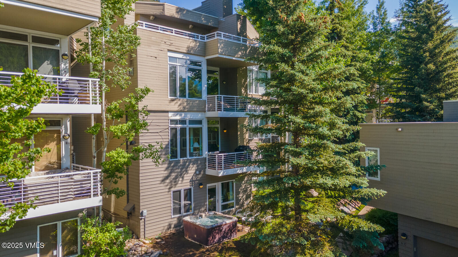 Property Photo:  1230 Lions Ridge Loop 2-D  CO 81657 