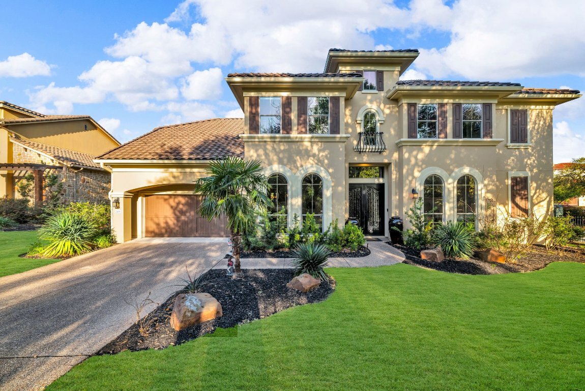 Property Photo: 2116 University Club Drive TX 78732