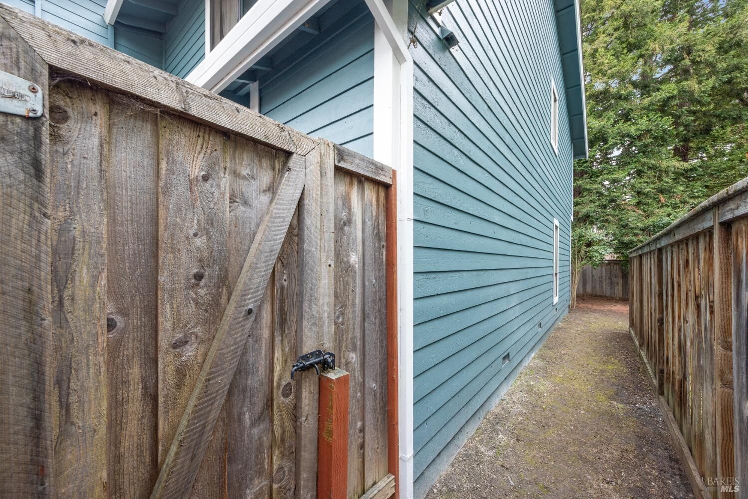 Property Photo: 1403 Marylyn Circle CA 94954