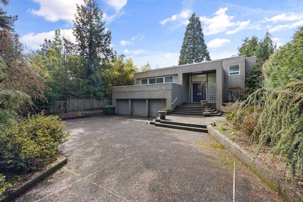 Property Photo:  6733 Balsam Street  BC V6P 5W9 