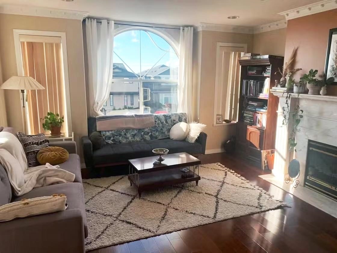 Property Photo: 108 N Ranelagh Avenue BC V5B 1H6
