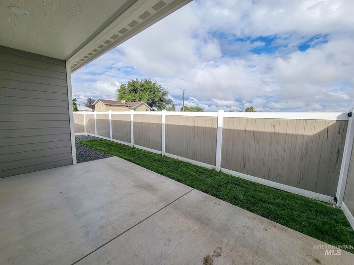 Property Photo: 2103 Alder A ID 83501