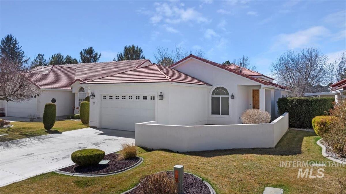 Property Photo:  221 Los Lagos  ID 83301 