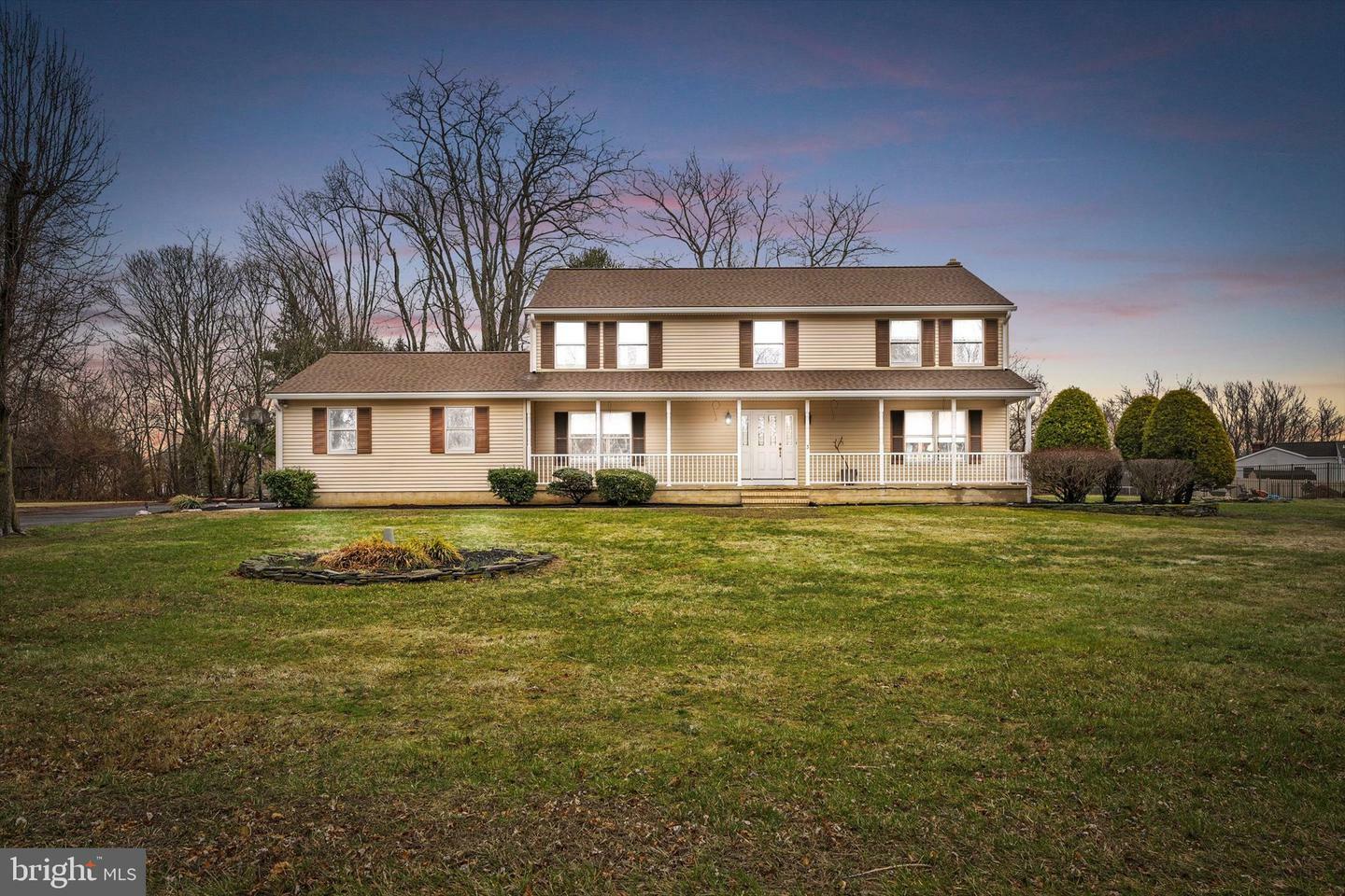 Property Photo: 3 Eleanor Drive NJ 08562
