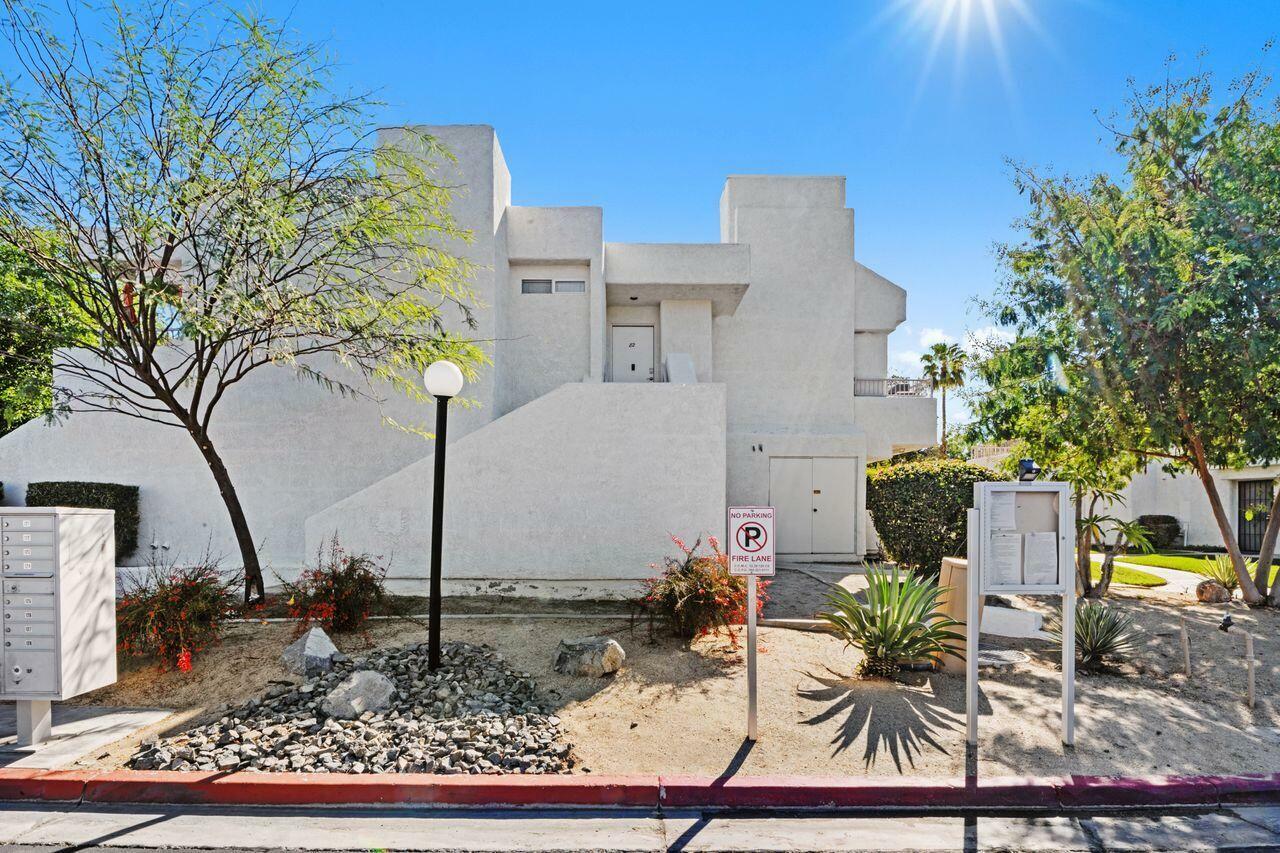 Property Photo:  32505 Candlewood Drive 82  CA 92234 