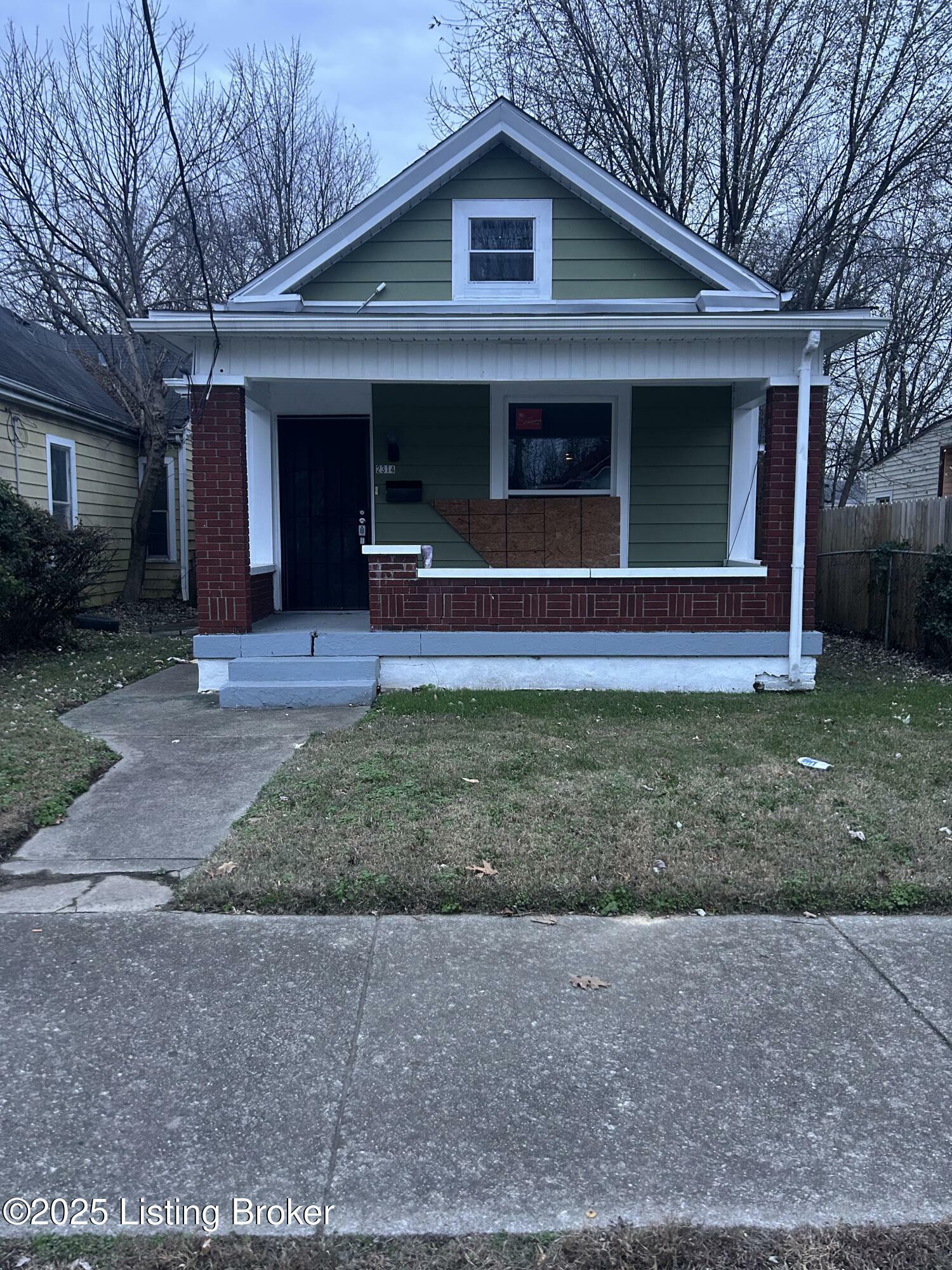 Property Photo: 2314 Bolling Ave KY 40210
