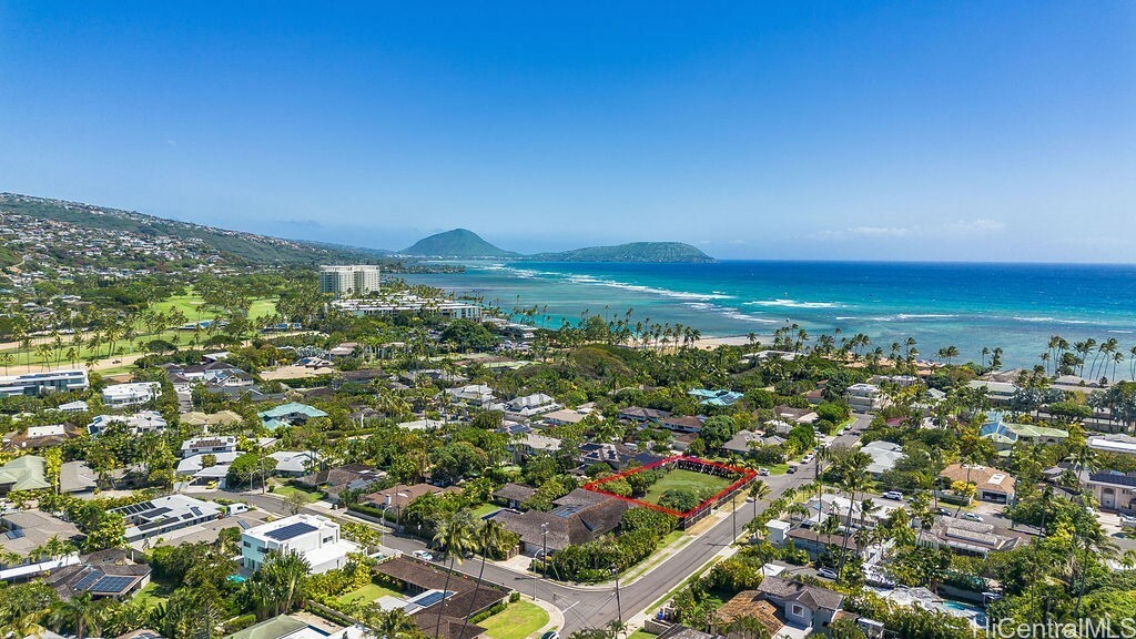 Property Photo: 4804 Aukai Avenue HI 96816