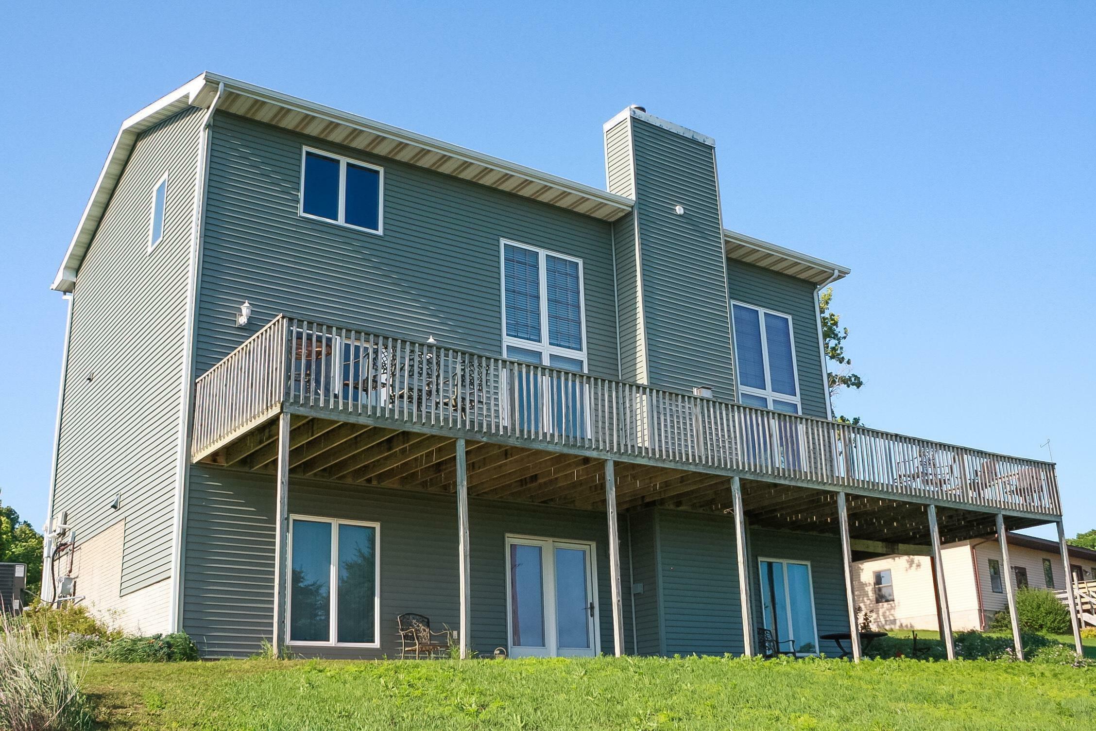 Property Photo: 305 Southridge Drive IA 50677