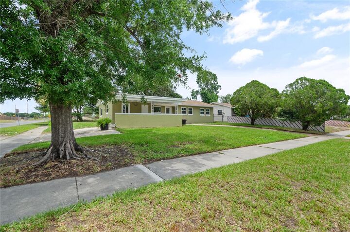 Property Photo: 4385 Cassius Street FL 32811