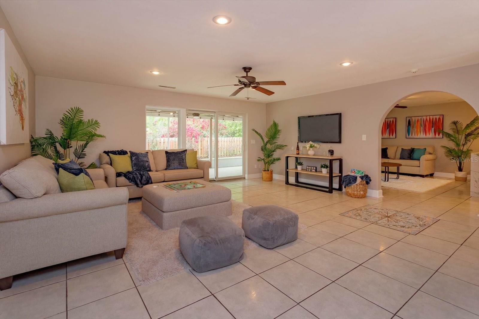 Property Photo: 2310 Cady Way FL 32792