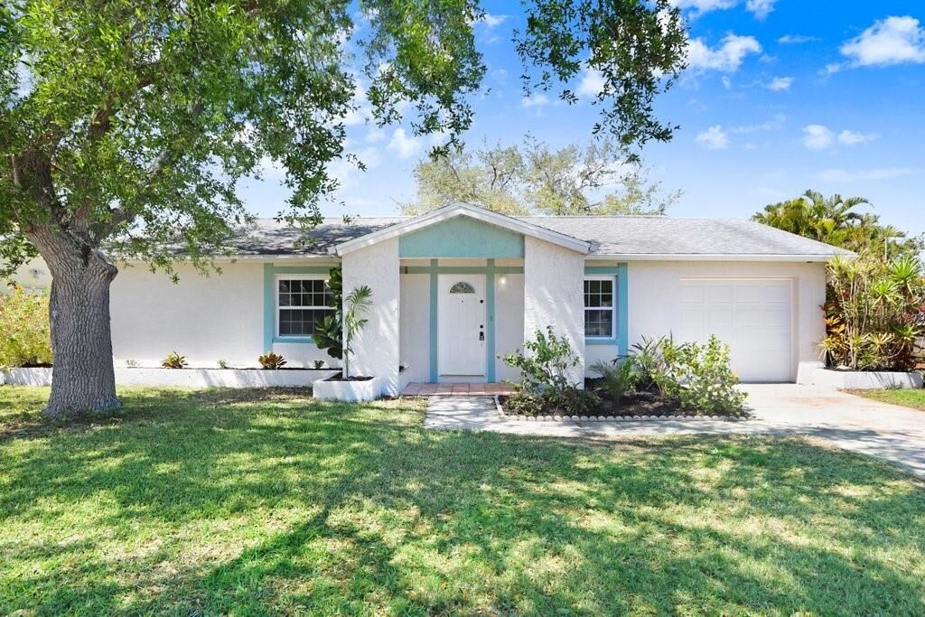 Property Photo: 10790 92nd Street FL 33777