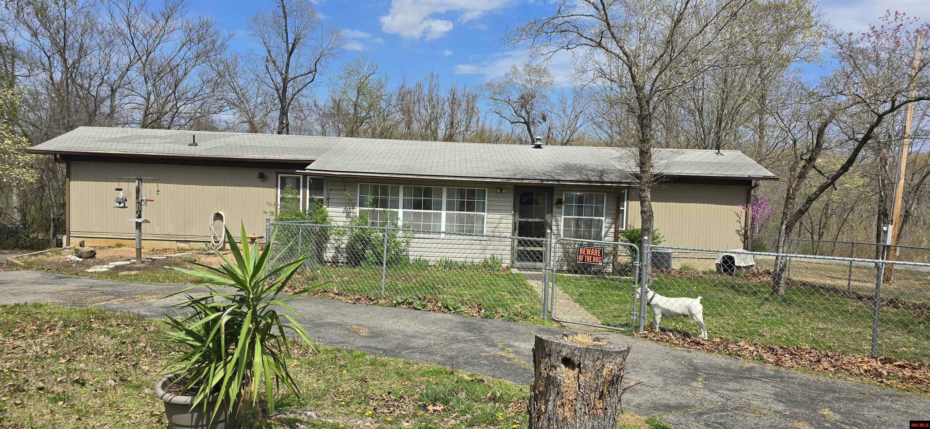 Property Photo: 126 Cove Road AR 72642