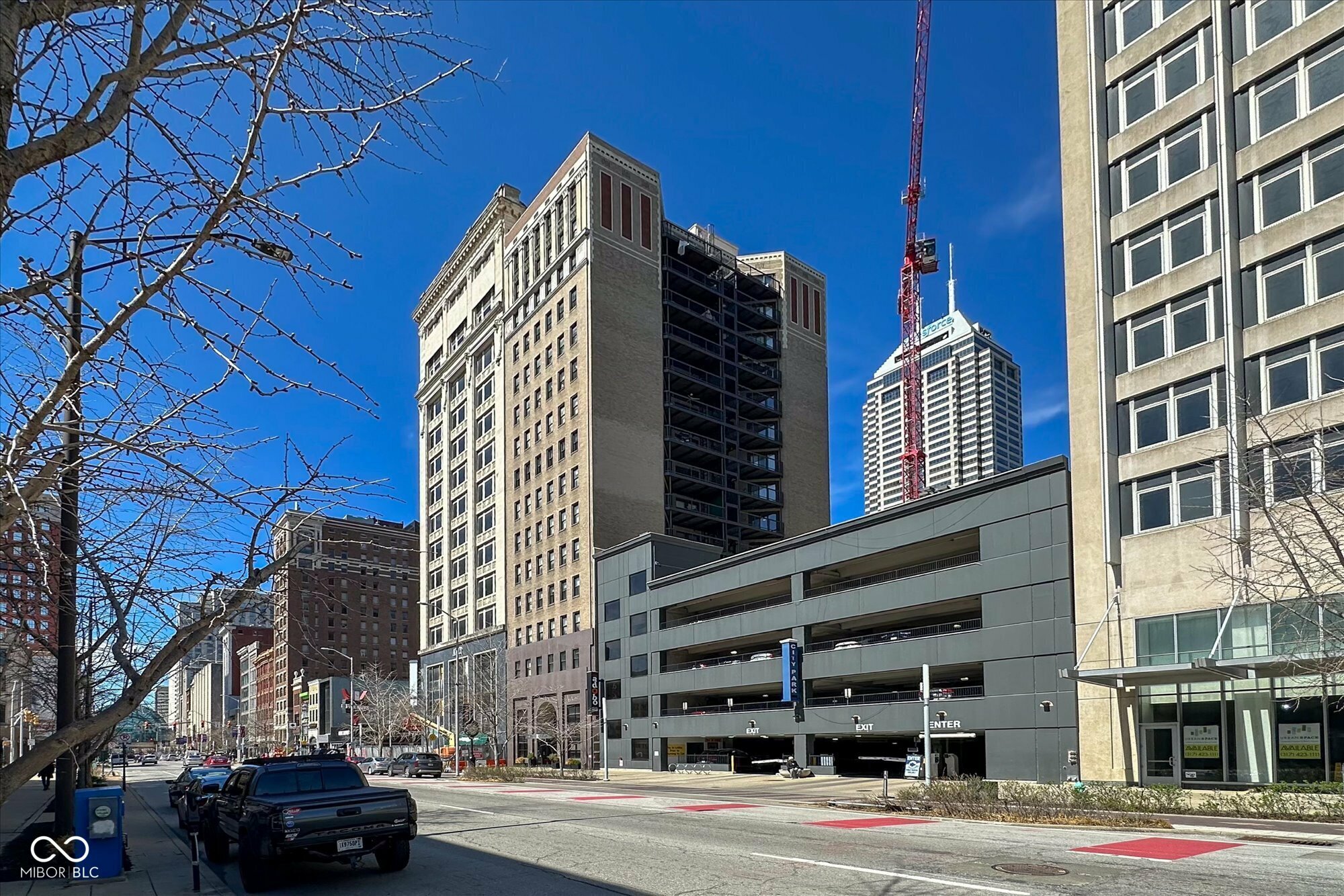 Property Photo: 110 E Washington Street 802 IN 46204