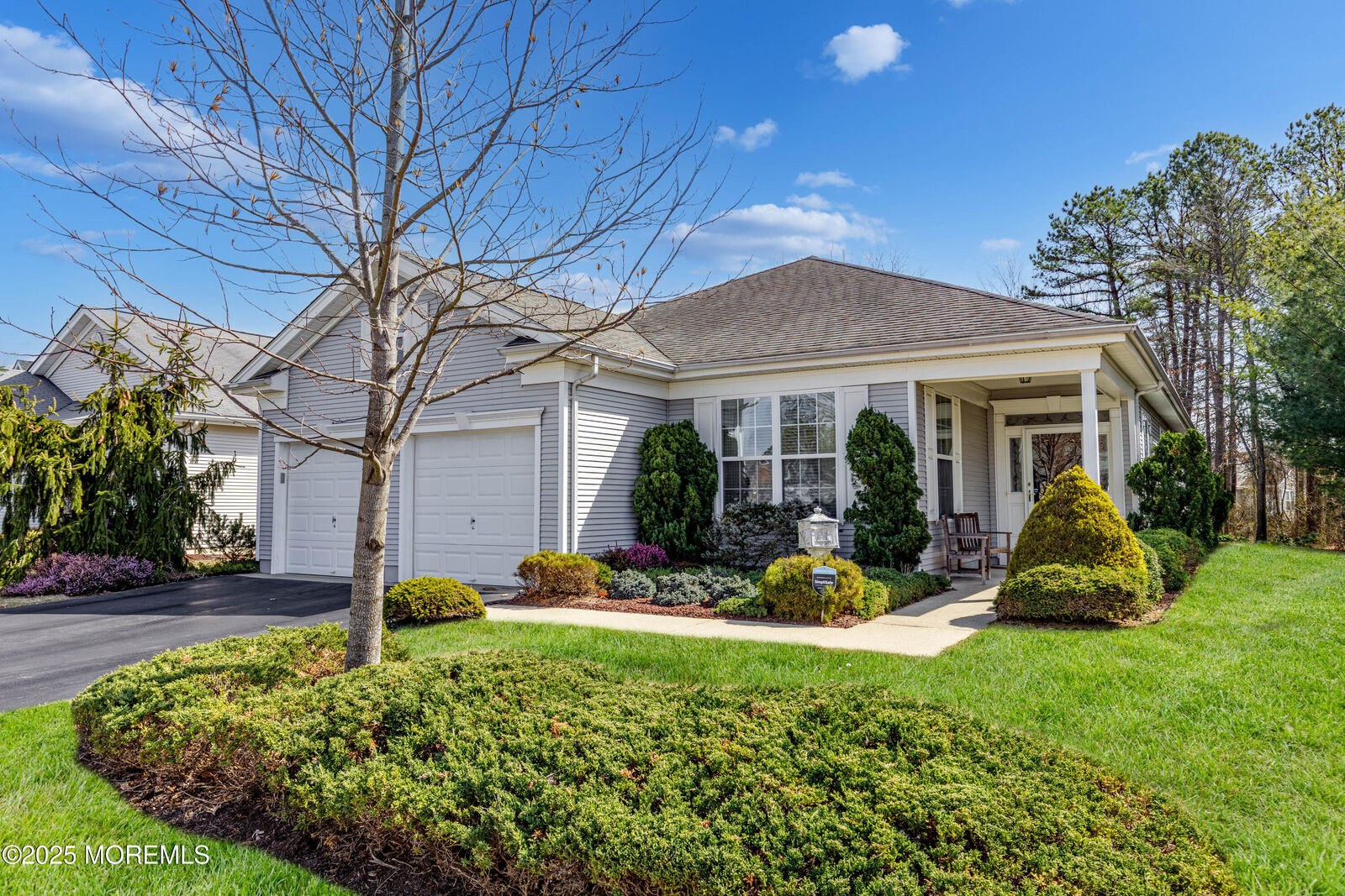 Property Photo: 5 Waltham Way NJ 08527