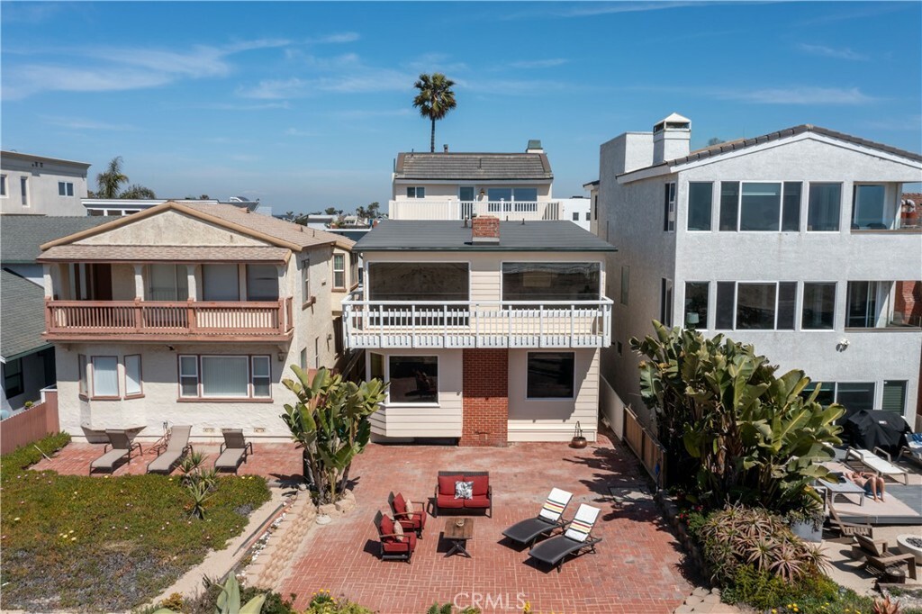 Property Photo:  16865 S Pacific Avenue  CA 90742 
