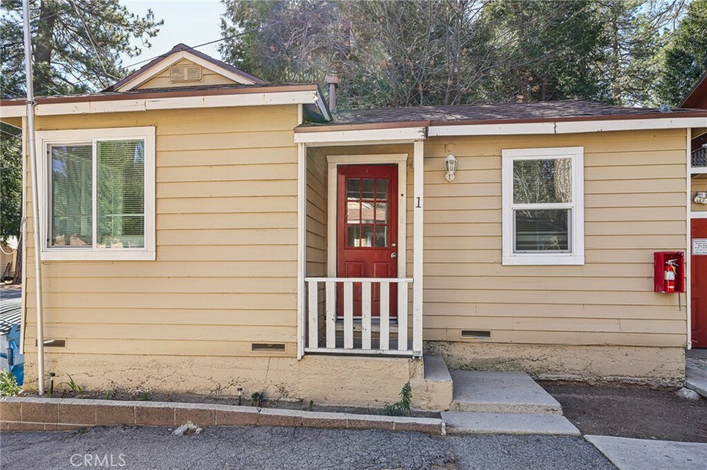 618 Wildrose Lane  Crestline CA 92325 photo