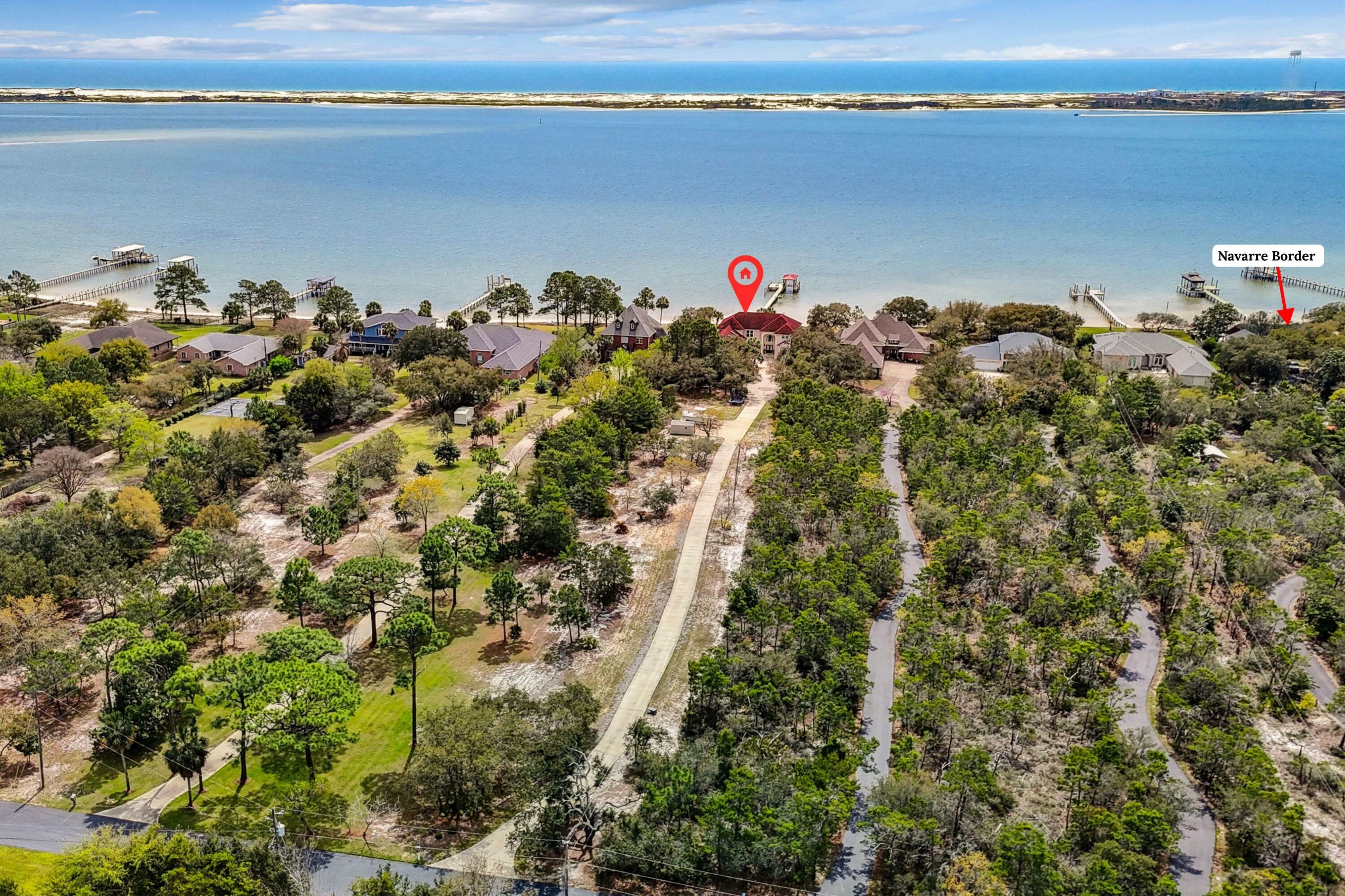 Property Photo:  709 Forest Shores Drive  FL 32569 