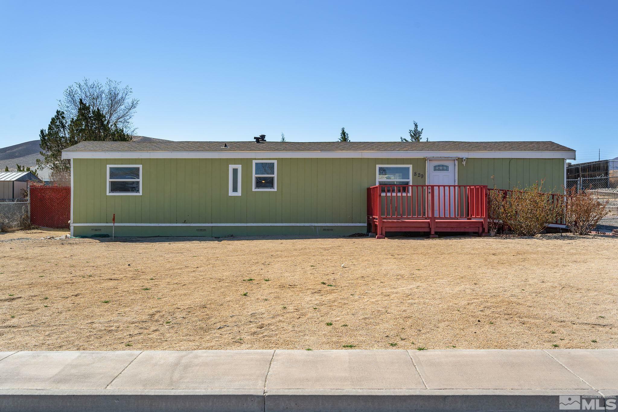 Property Photo: 829 Silver Way NV 89408