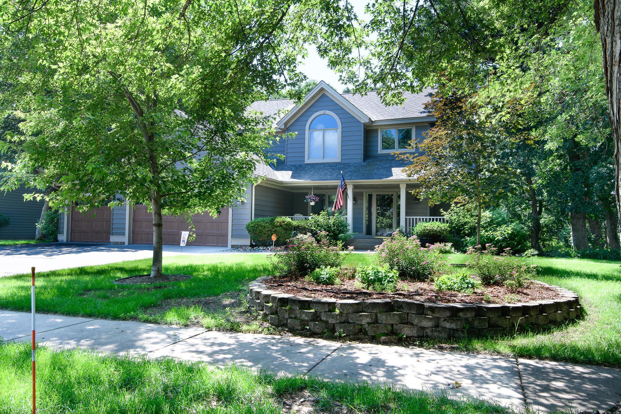 Property Photo: 1810 7th Street SE MN 56304
