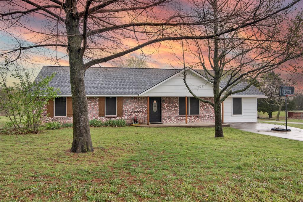 Property Photo:  506 N Tucker Street  TX 75452 